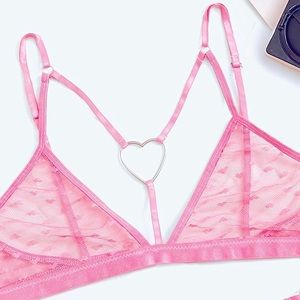 ✨NWOT SHEIN 🎀 Pink Heart Bralette
